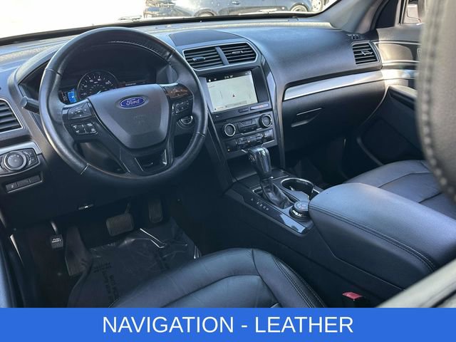 Used 2018 Ford Explorer XLT w/ Equipment Group 202A image 2