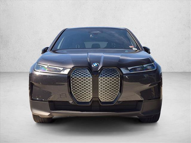 Used 2024 BMW iX xDrive50 w/ Convenience Package AWD/4WD image 2