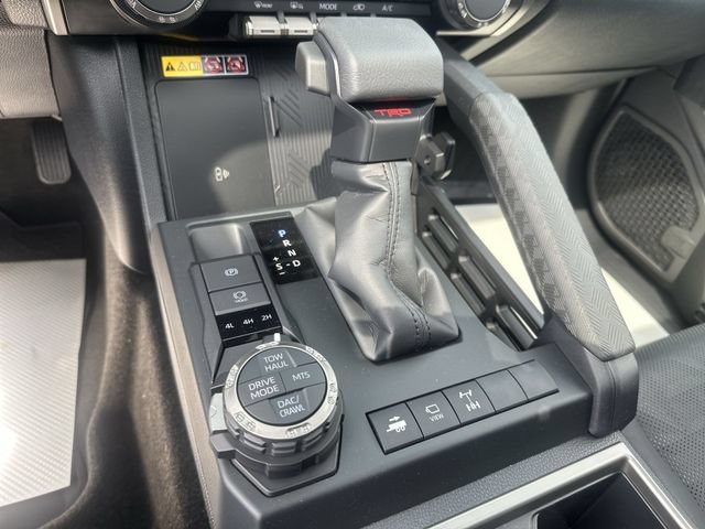 New 2026 Toyota 4Runner TRD Off-Road Premium AWD/4WD image 24