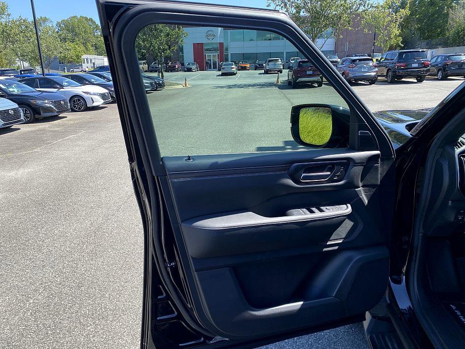 New 2026 Nissan Armada SL image 19