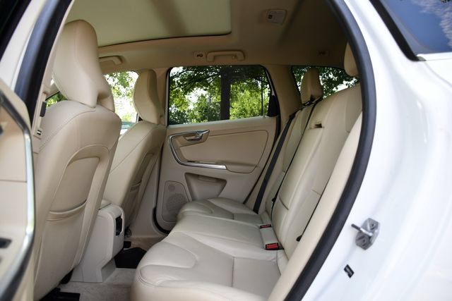Used 2015 Volvo XC60 T5 Premier FWD image 15