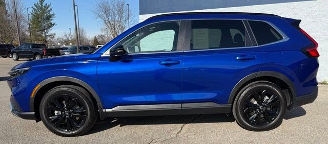 Used 2024 Honda CR-V Sport Touring image 2