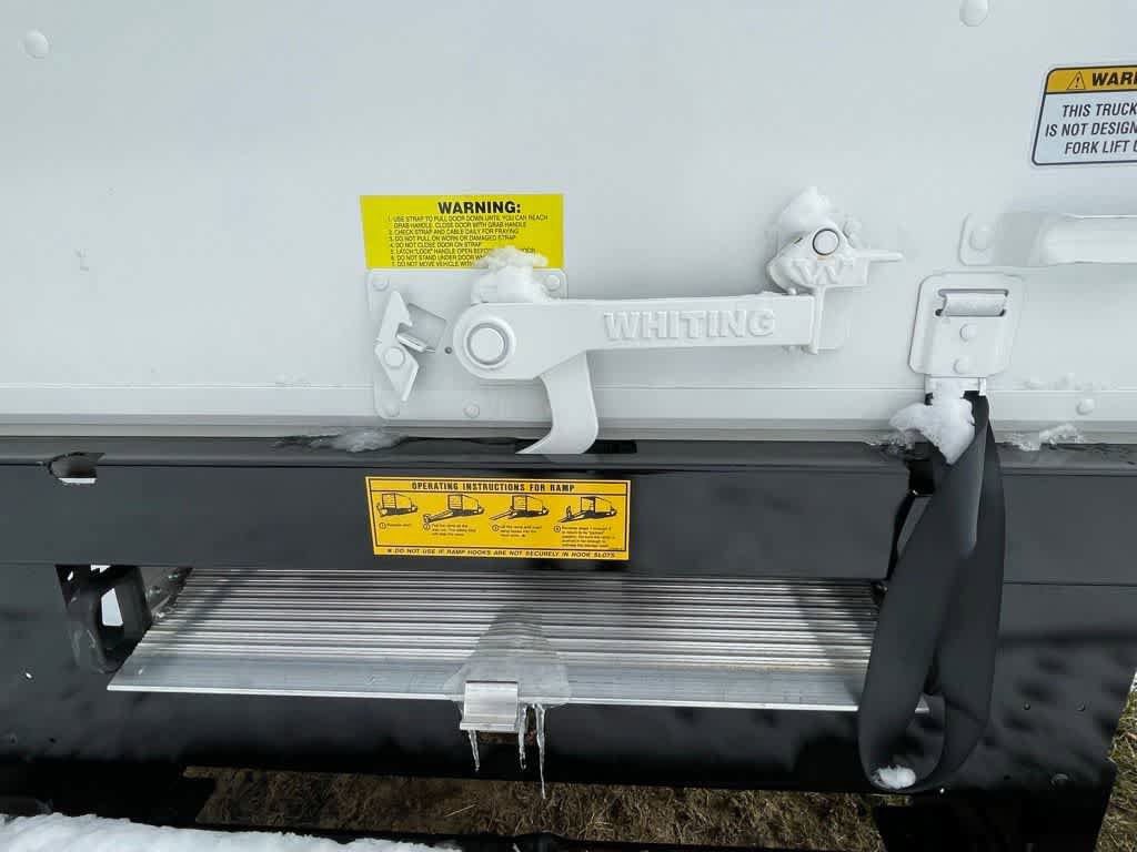 New 2024 Ford E-450 and Econoline 450 Super Duty w/ Power Windows & Locks Group RWD image 5