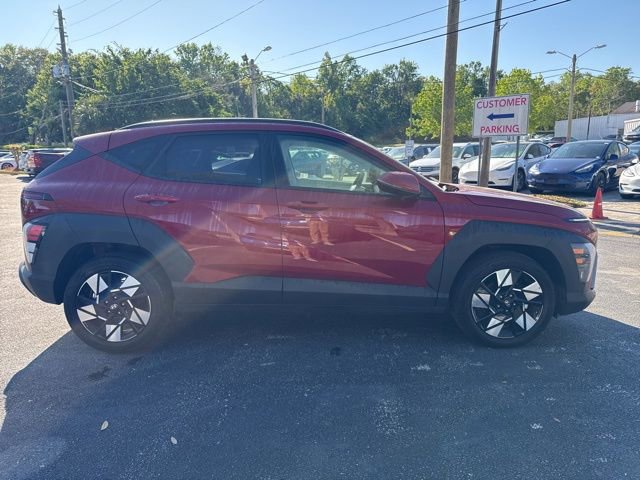 Used 2025 Hyundai Kona SEL image 7