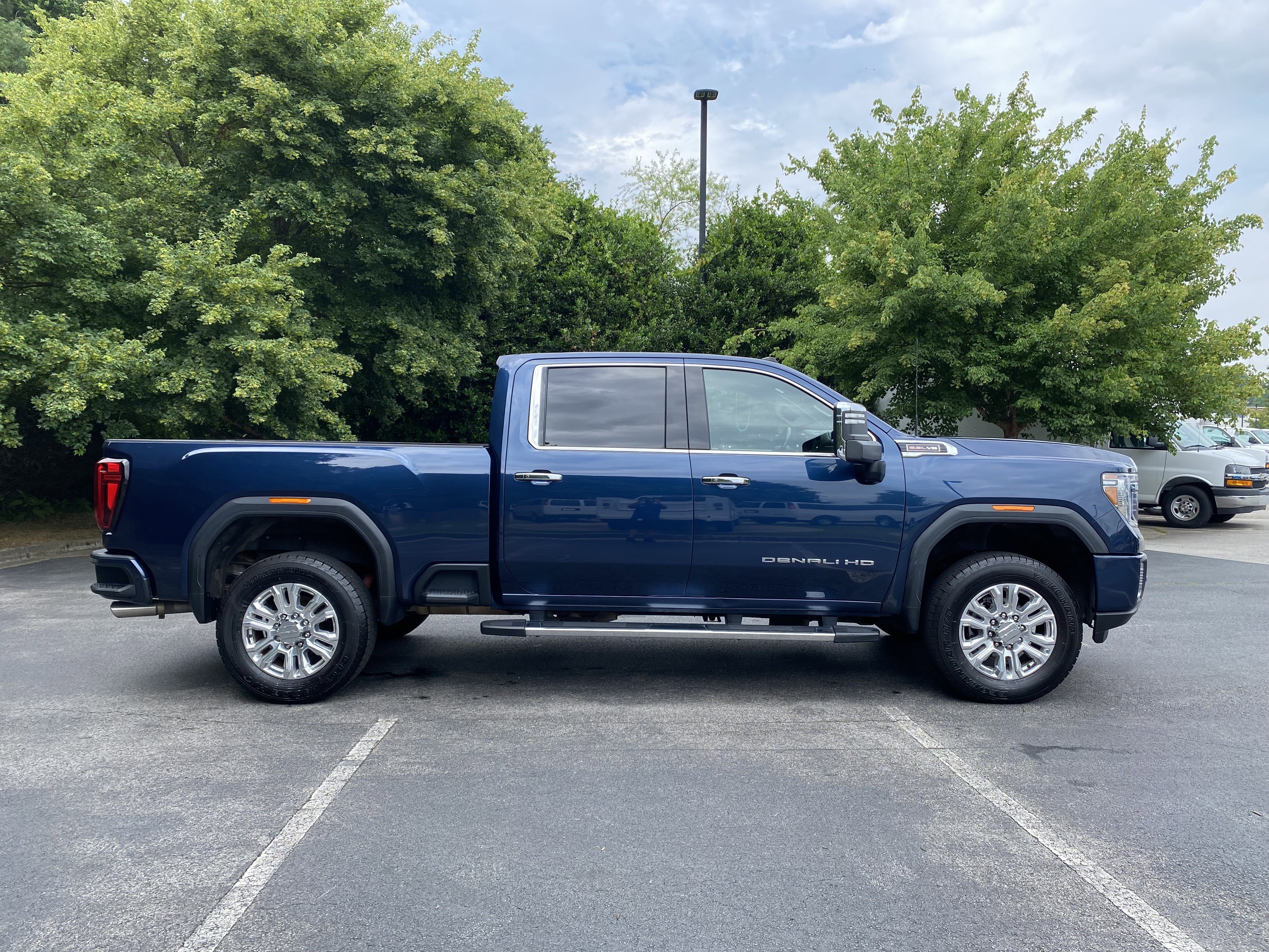 Used 2022 GMC Sierra 2500 Denali AWD/4WD image 10
