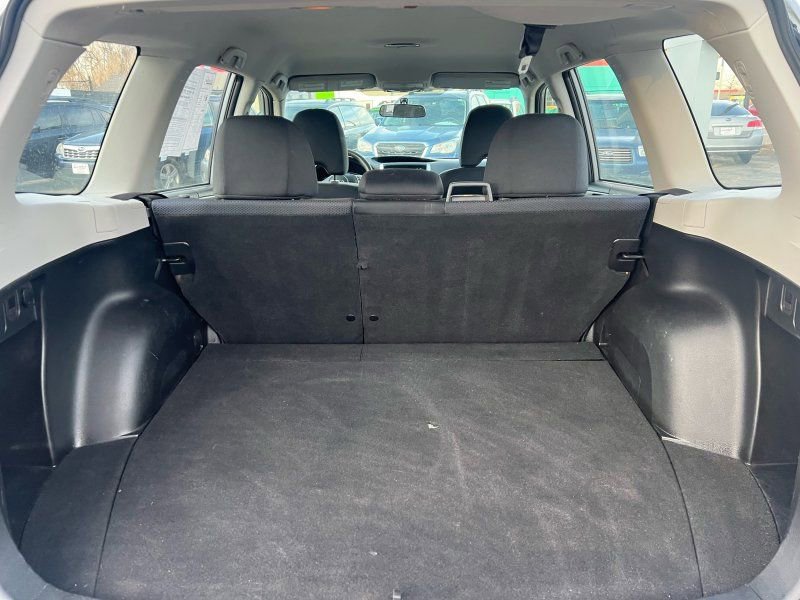 Used 2013 Subaru Forester 2.5X image 9