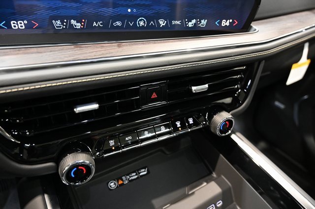 New 2026 Chevrolet Tahoe Premier w/ Sun And Tow Package image 18