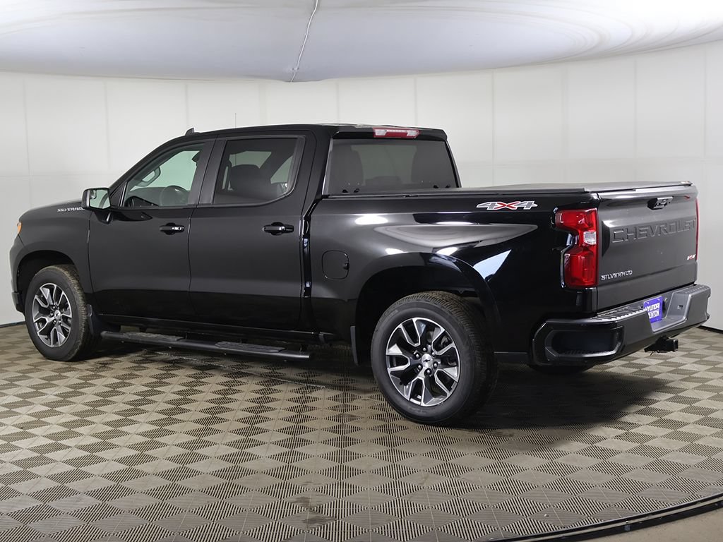 Used 2024 Chevrolet Silverado 1500 RST AWD/4WD image 8