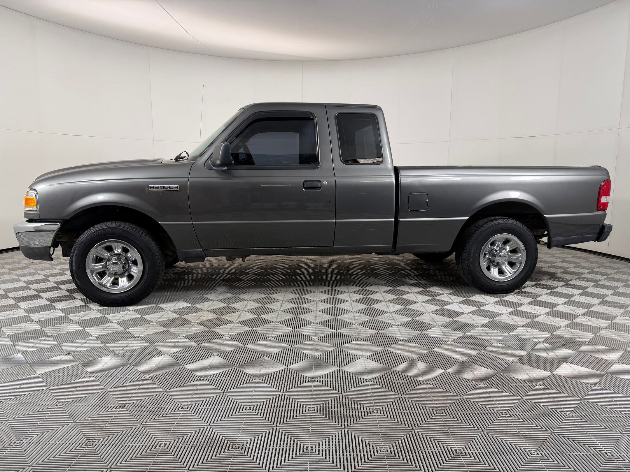 Used 2008 Ford Ranger 2WD SuperCab image 2
