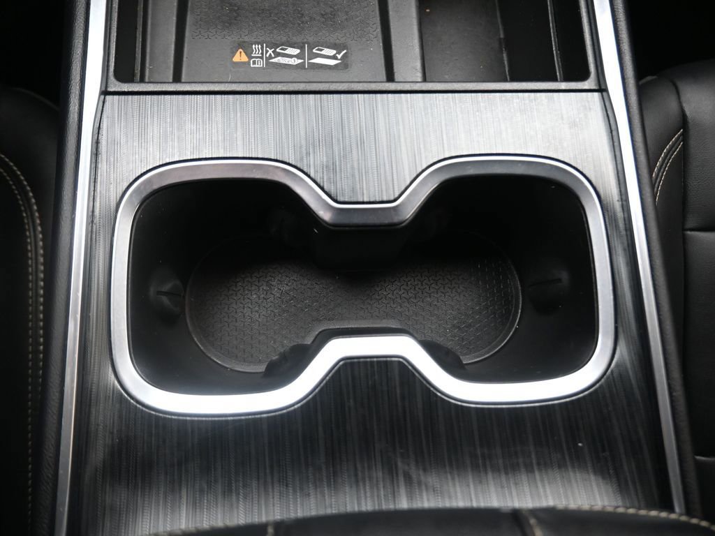 Used 2024 GMC Acadia Elevation w/ Black Edition image 9