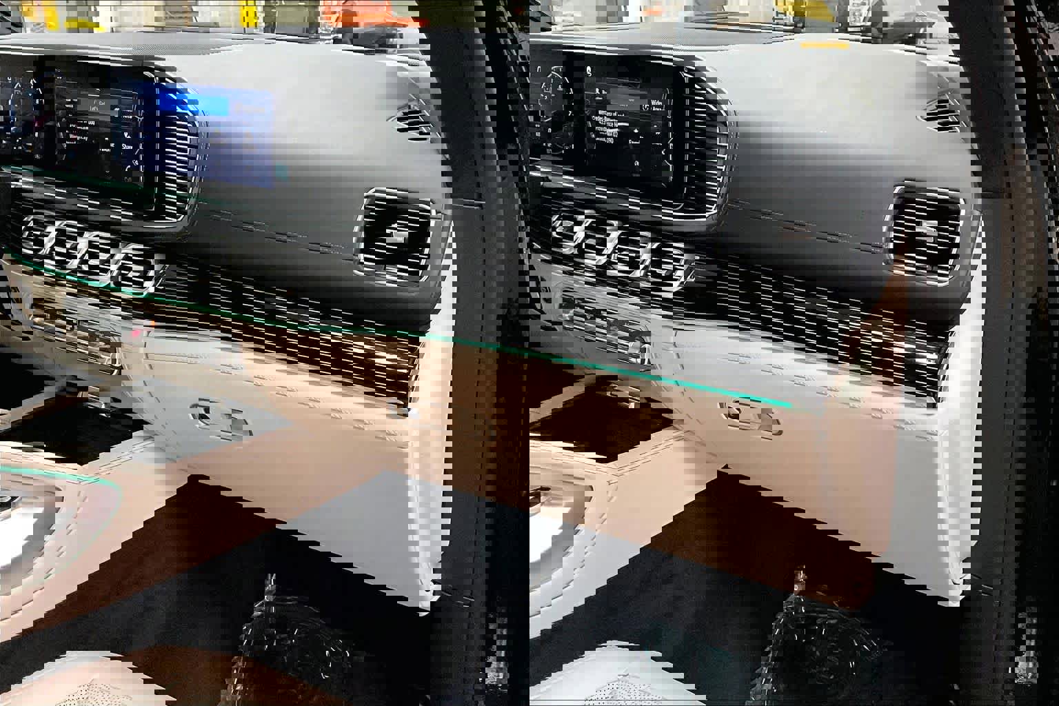 Certified 2024 Mercedes-Benz GLS 63 AMG 4MATIC image 19