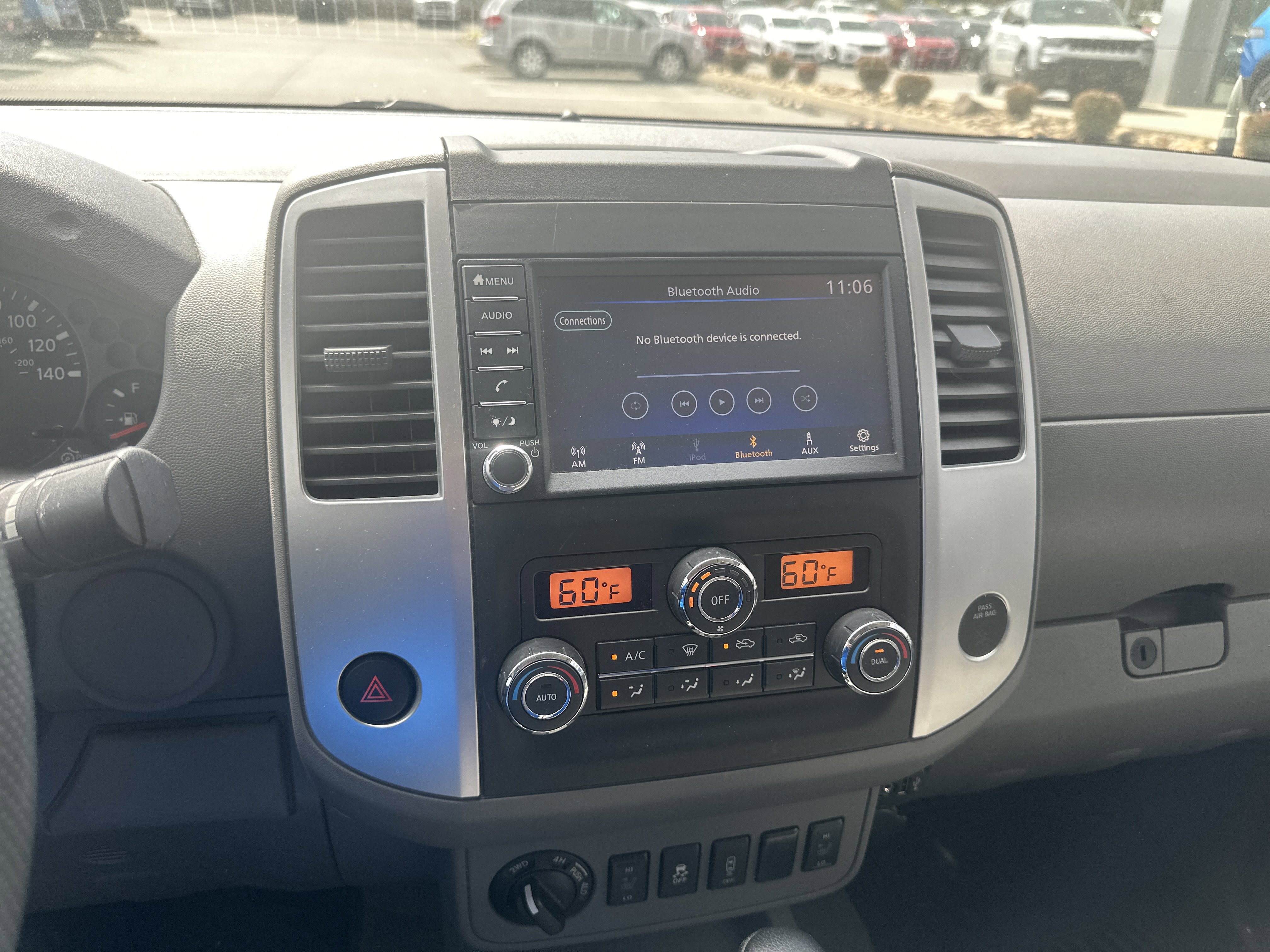 Used 2021 Nissan Frontier SV w/ Midnight Edition Floor Mats AWD/4WD image 36