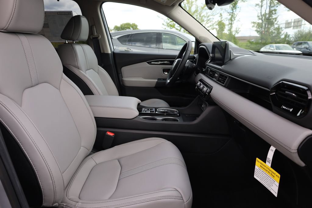 New 2025 Honda Pilot Touring image 34