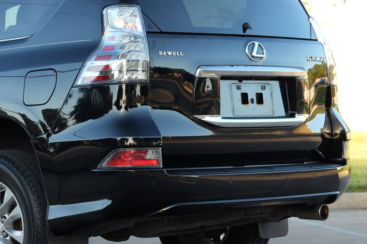 Used 2014 Lexus GX 460 w/ Premium Package AWD/4WD image 34
