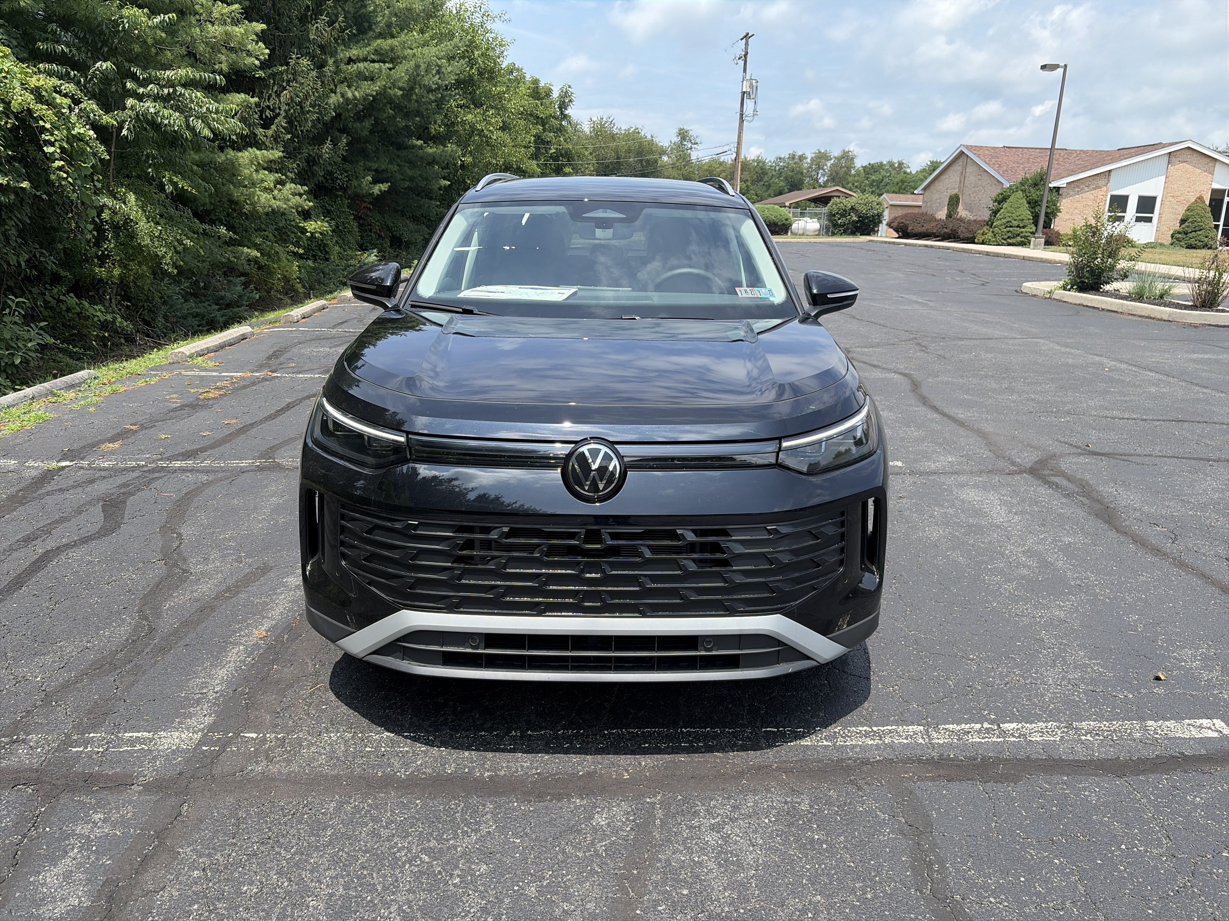 New 2026 Volkswagen Tiguan S FWD image 2