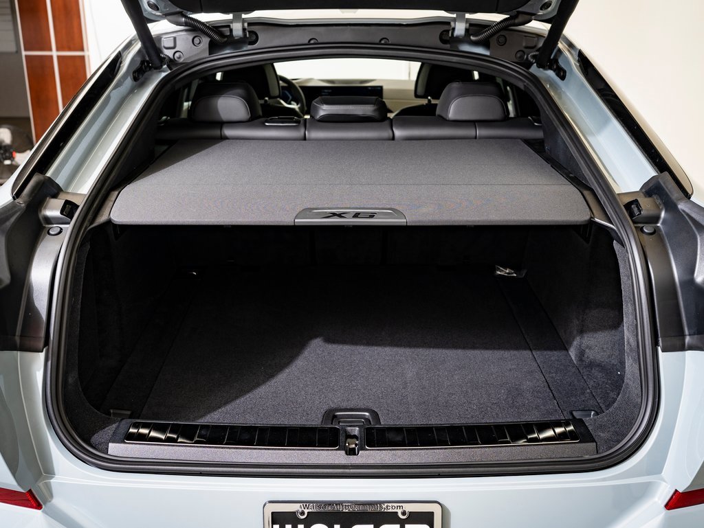 New 2026 BMW X6 xDrive40i image 17