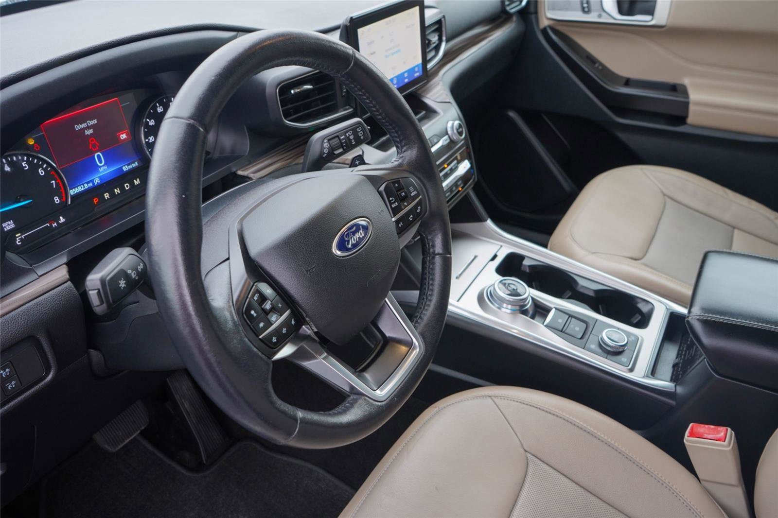 Used 2020 Ford Explorer Limited image 9