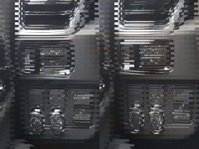 New 2026 GMC Yukon XL Elevation w/ Elevation Premium Package image 30