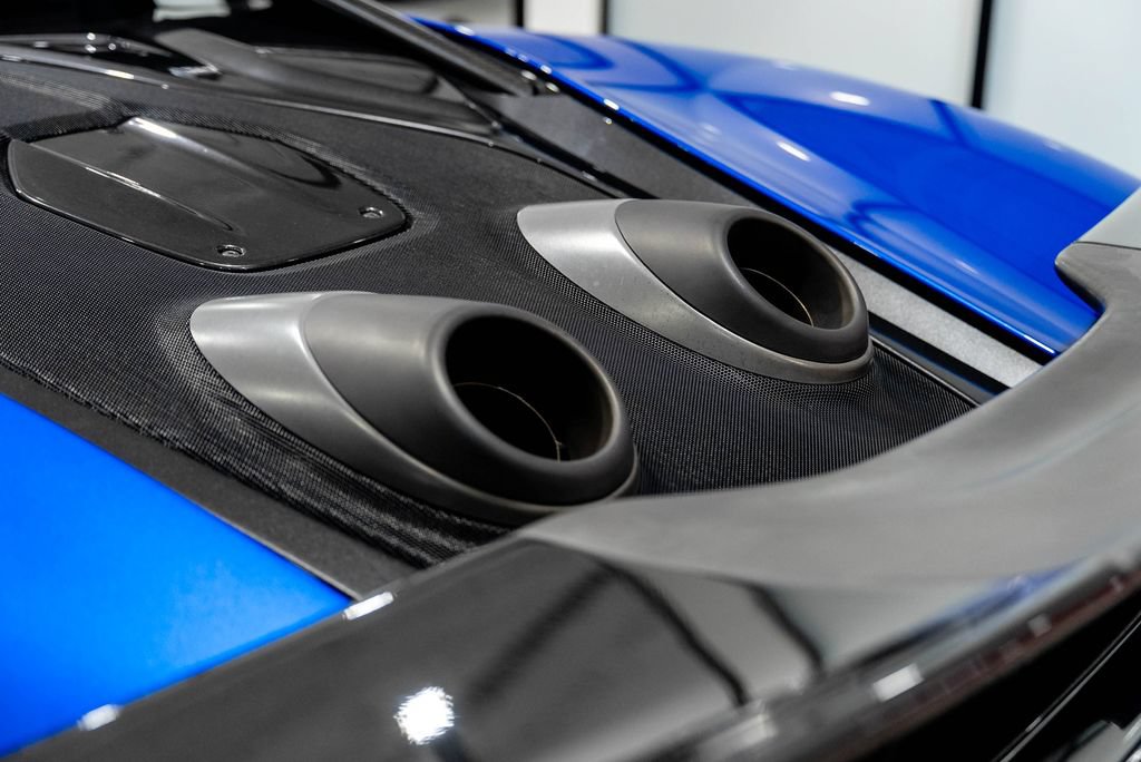 Used 2019 McLaren 600LT RWD image 35