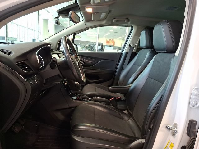 Used 2021 Buick Encore Preferred w/ Safety Package II AWD/4WD image 15
