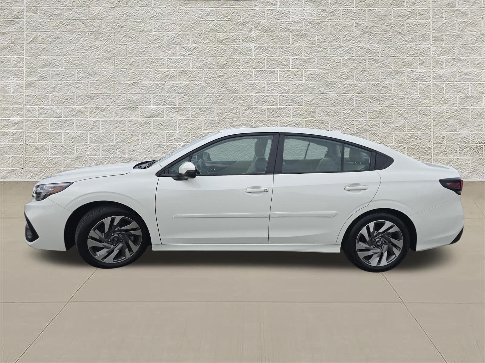 Certified 2025 Subaru Legacy Limited AWD/4WD image 4