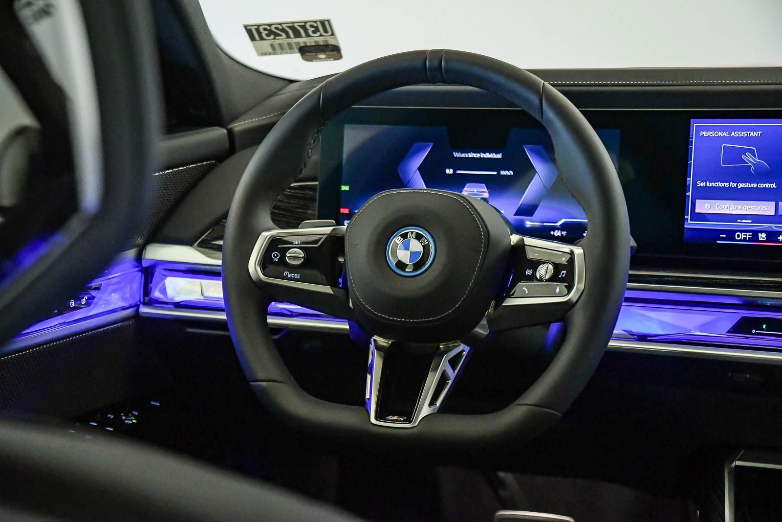 Certified 2025 BMW i7 eDrive50 w/ M Sport Package RWD image 13