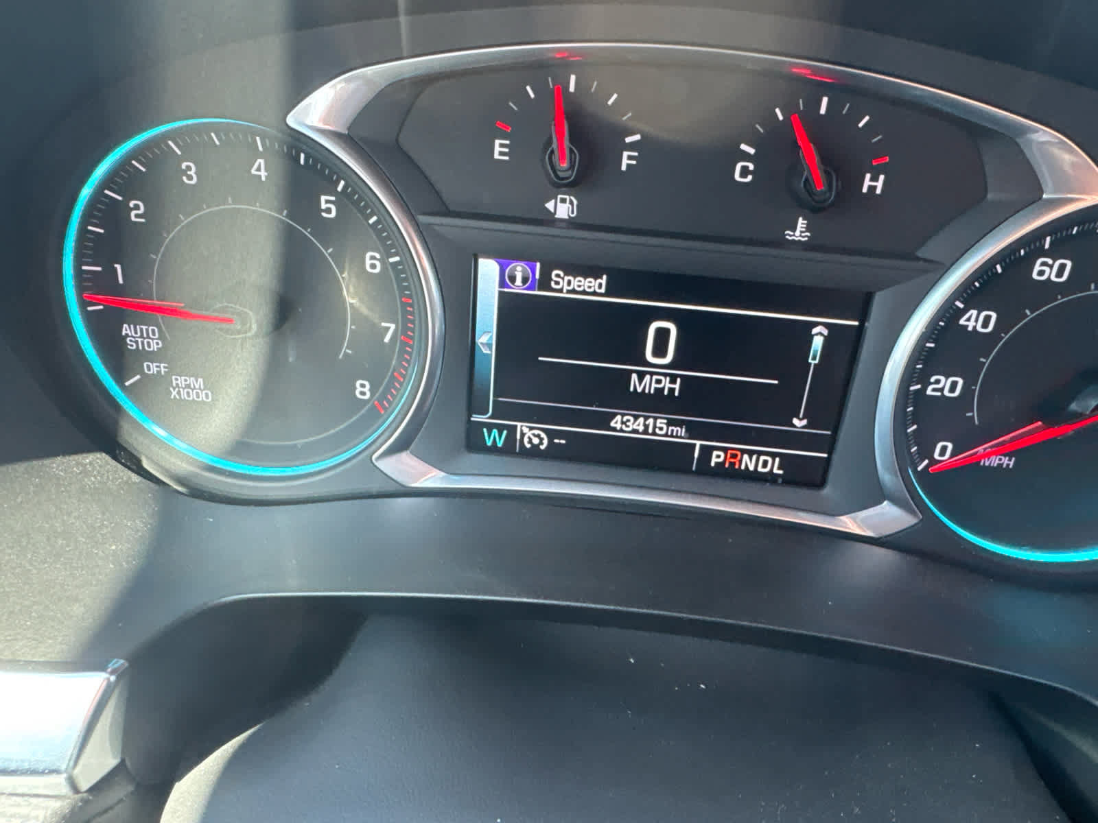 Used 2018 Chevrolet Traverse LT FWD image 12