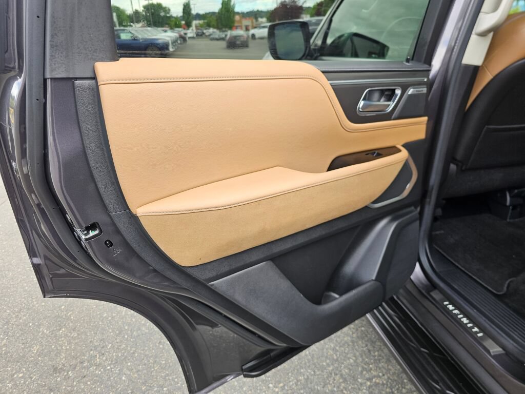 Used 2025 INFINITI QX80 Luxe AWD/4WD image 20