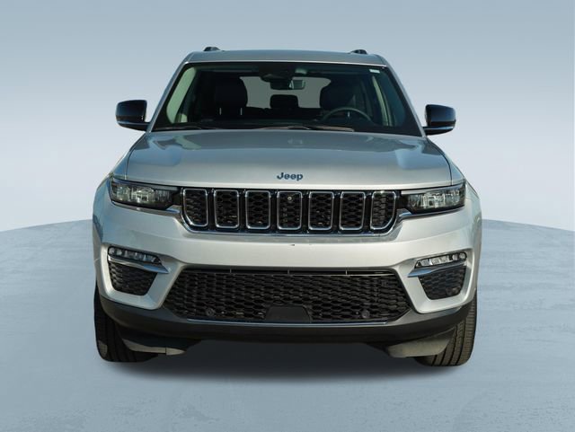 Used 2023 Jeep Grand Cherokee 4WD 4xe w/ Luxury Tech Group II image 2