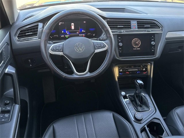 Used 2023 Volkswagen Tiguan SE image 6