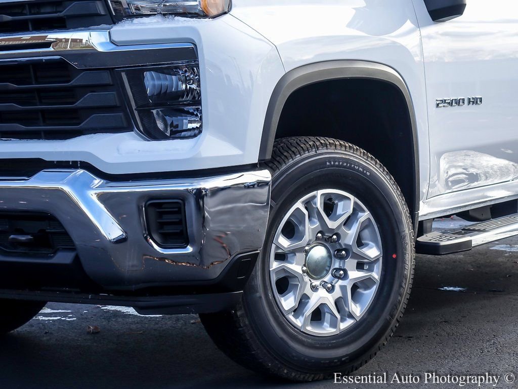 New 2026 Chevrolet Silverado 2500 LT image 5