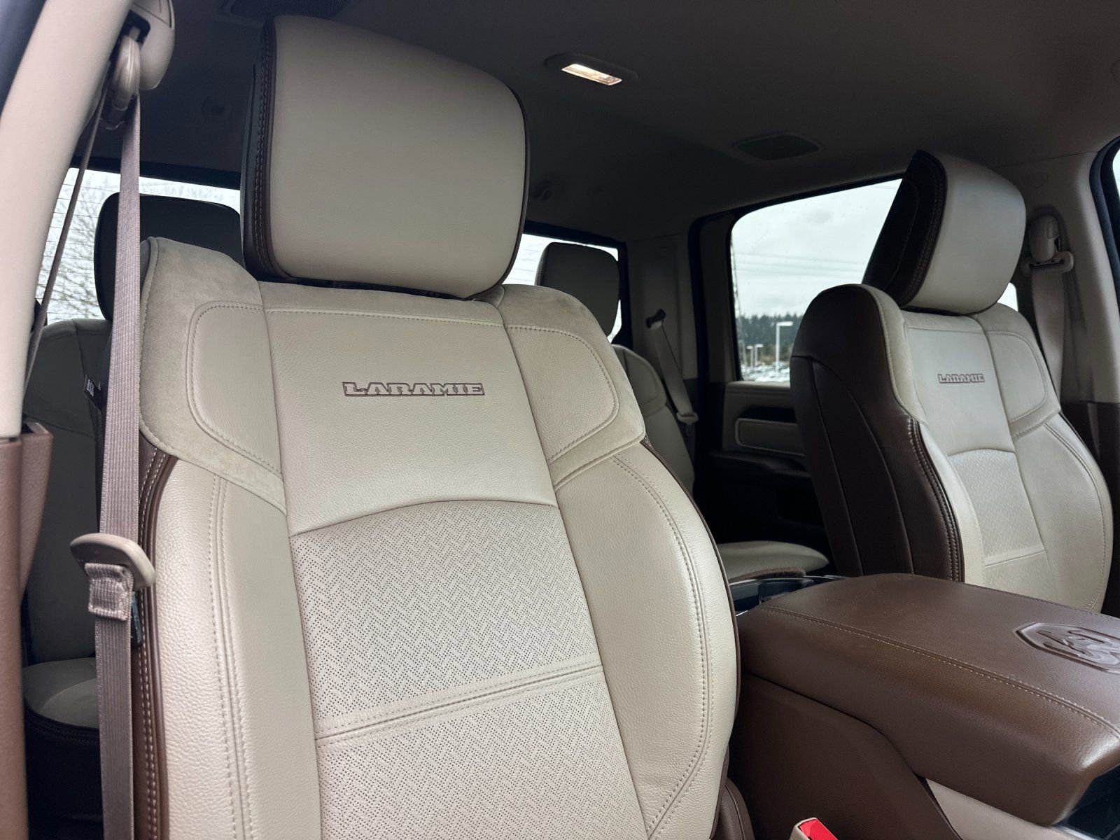 Used 2022 RAM 3500 Laramie image 15