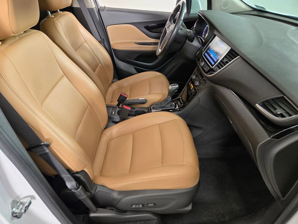 Used 2019 Buick Encore Essence w/ Safety Package II FWD image 21