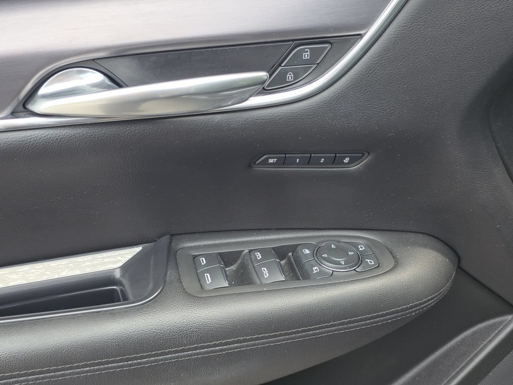 Used 2019 Cadillac XT5 Luxury FWD image 30