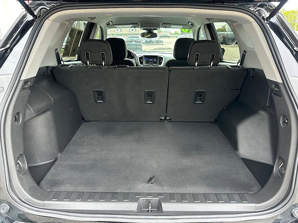 Used 2020 GMC Terrain SLE FWD image 6