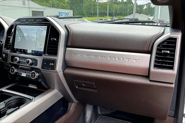 Used 2022 Ford F350 King Ranch w/ King Ranch Ultimate Package AWD/4WD image 15