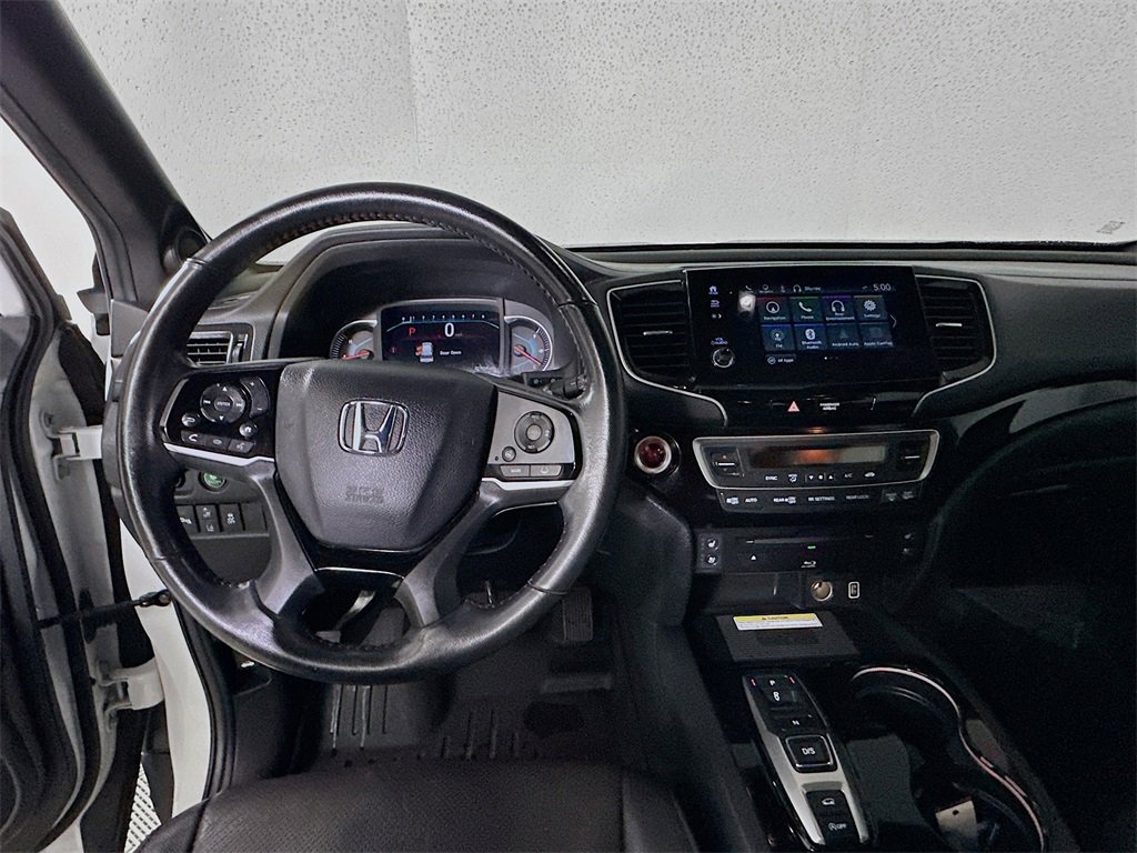 Certified 2022 Honda Pilot Black Edition image 19