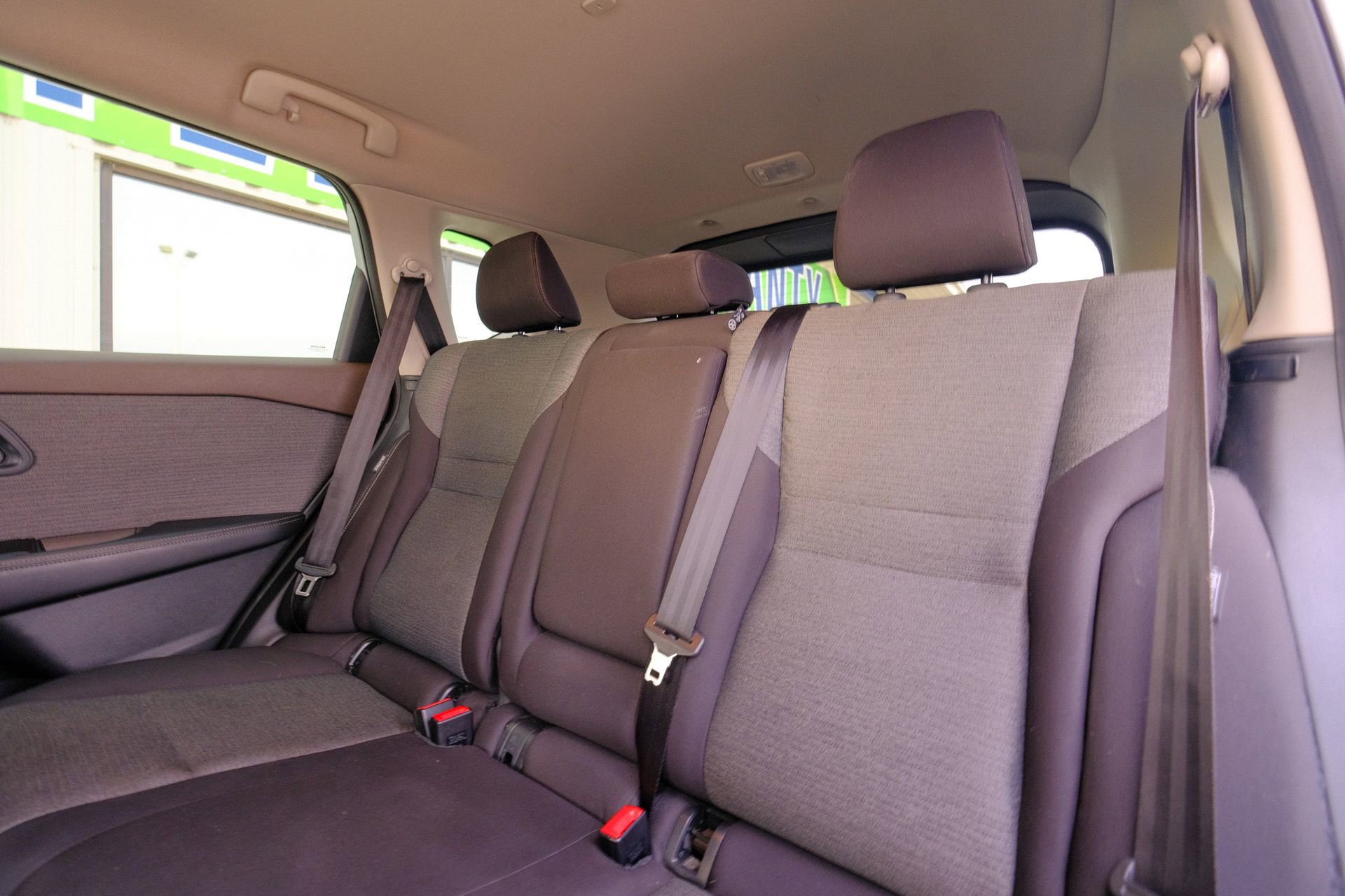 Used 2023 Nissan Rogue SV image 30