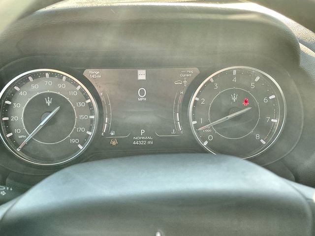 Used 2023 Maserati Levante Modena image 12