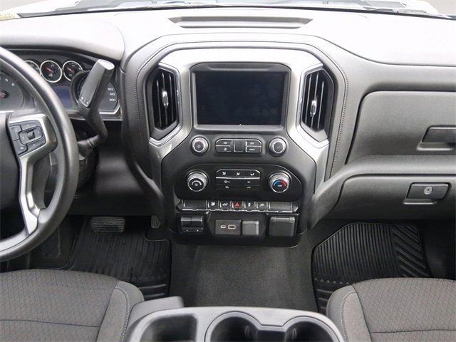 Used 2020 Chevrolet Silverado 3500 LT image 11