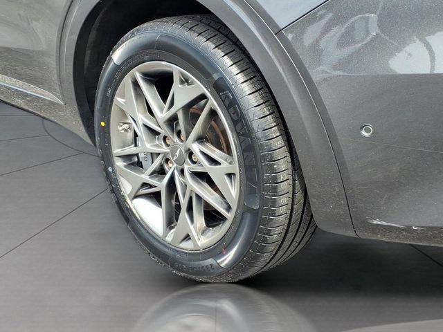 Used 2023 Genesis GV70 2.5T w/ Advanced Package AWD/4WD image 12