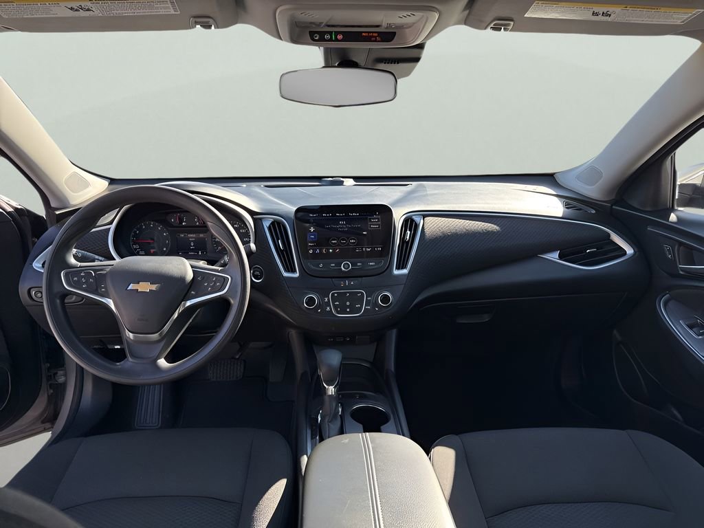 Used 2024 Chevrolet Malibu LT image 10