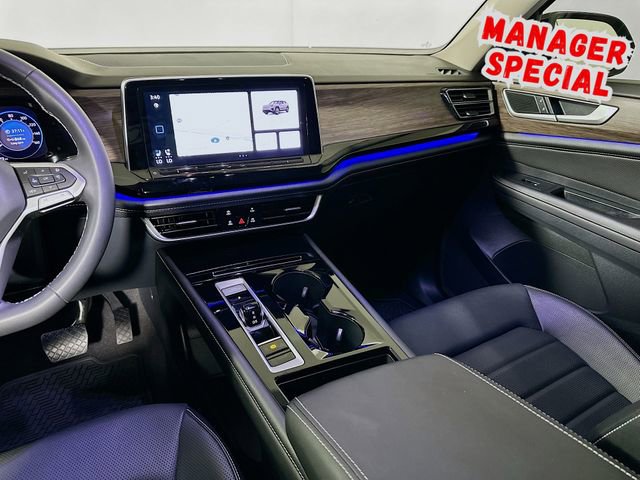 Used 2024 Volkswagen Atlas SEL image 25