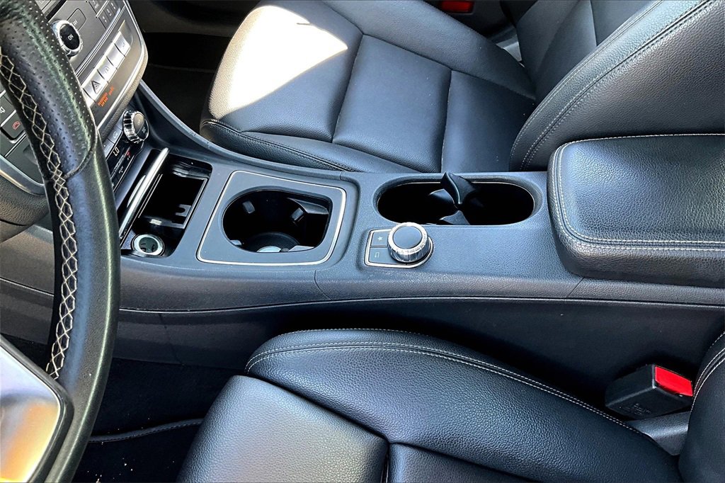 Used 2018 Mercedes-Benz CLA 250 image 12