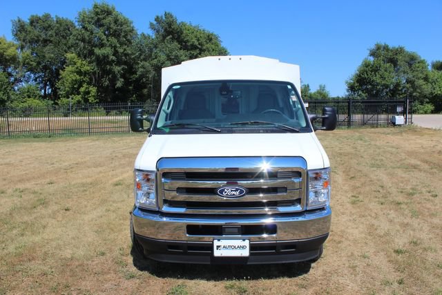 Used 2026 Ford E-350 and Econoline 350 Super Duty w/ Power Equipment Group RWD image 4