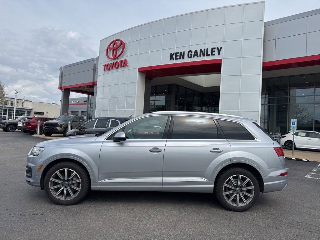 Used 2019 Audi Q7 3.0T Premium Plus w/ Premium Plus Package image 2
