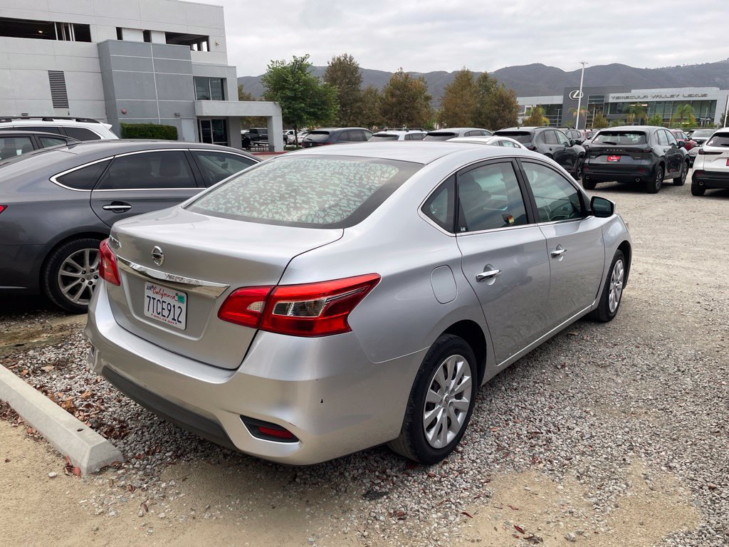 Used 2016 Nissan Sentra S FWD image 7