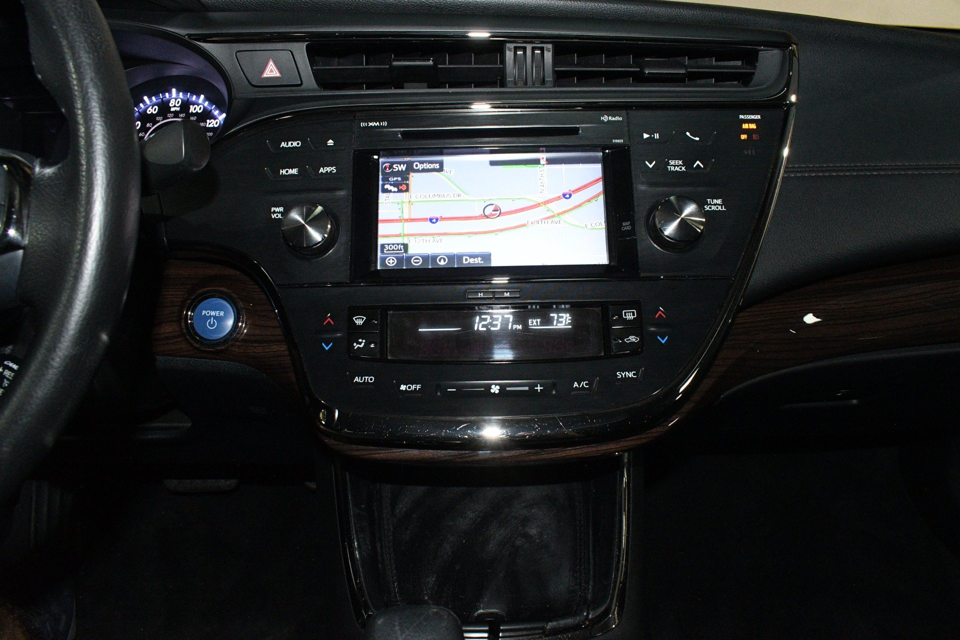 Used 2015 Toyota Avalon XLE Touring FWD image 32