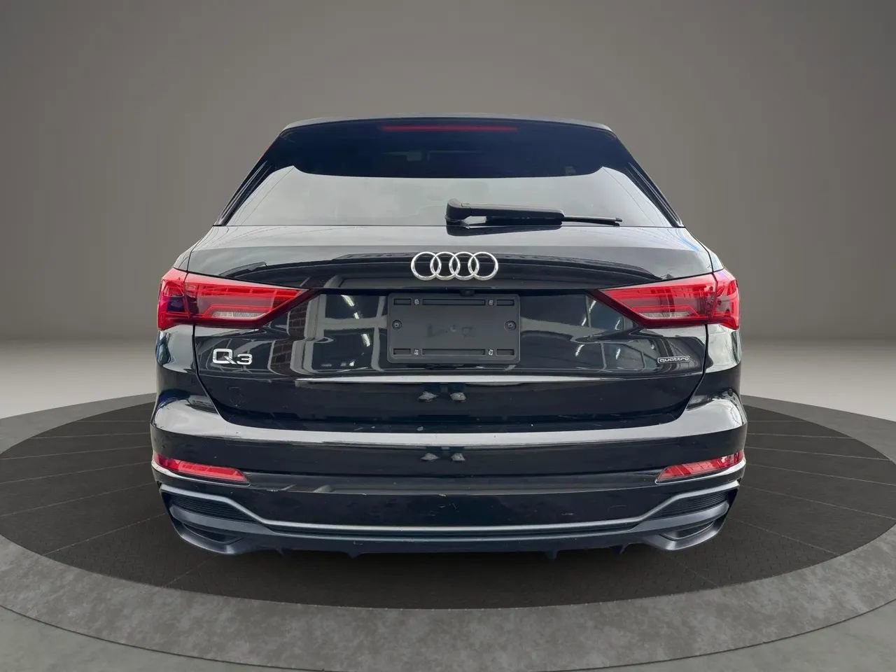 Used 2020 Audi Q3 2.0T Premium image 6