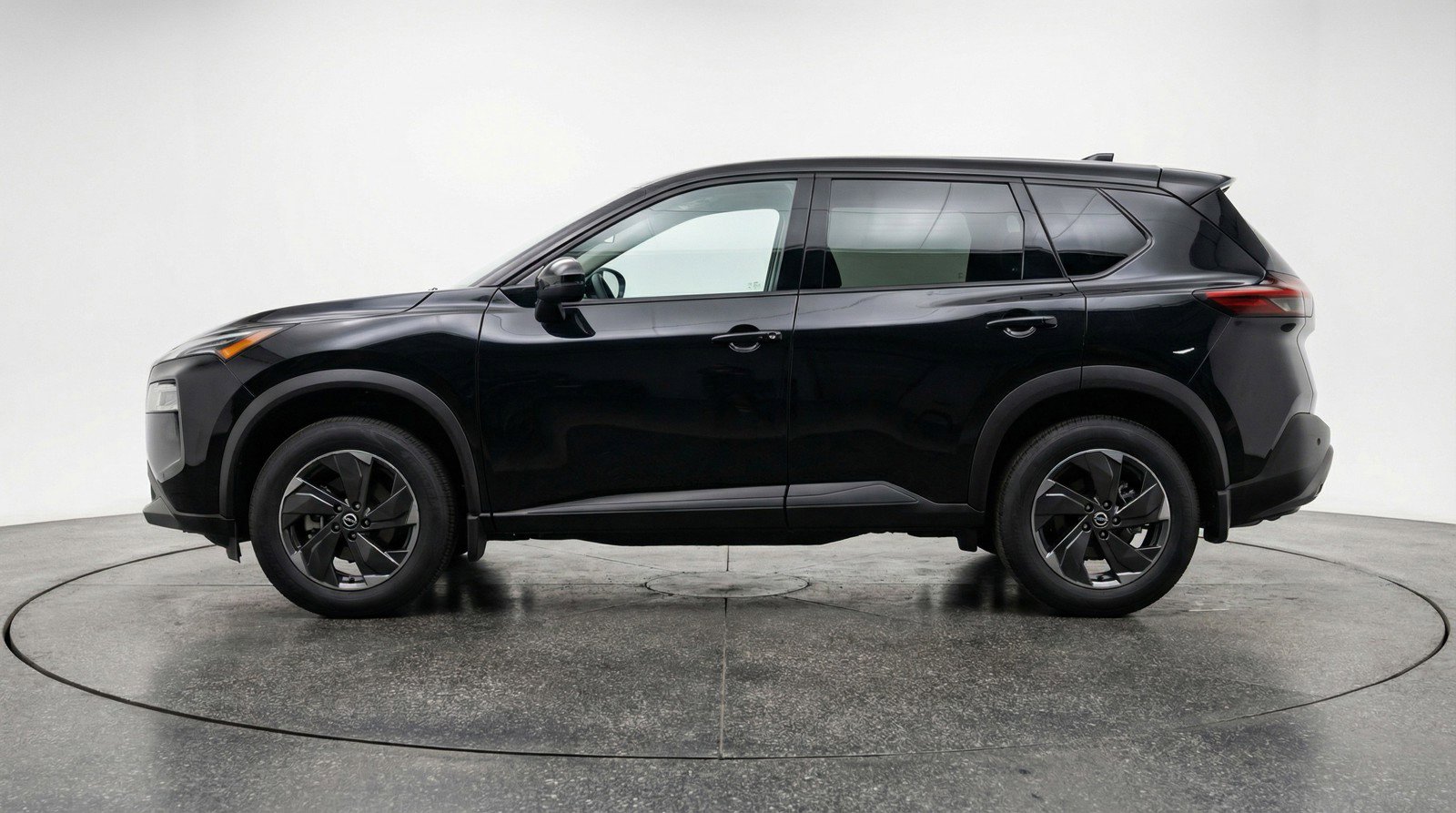 Used 2025 Nissan Rogue SV AWD/4WD image 5